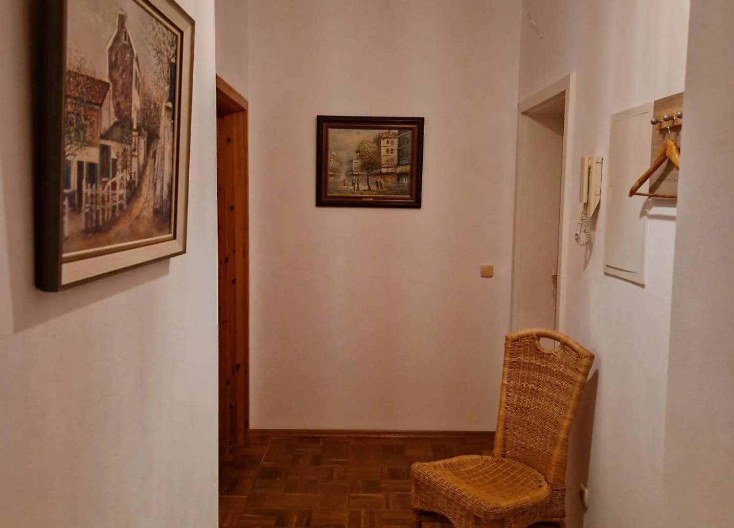 Kontorhaus Guenther Dresden 0*,
